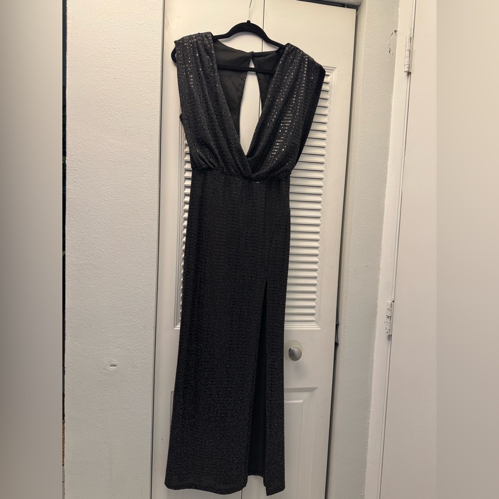 Lapis Black Sequin Backless Dress